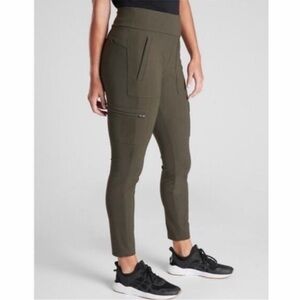 Athleta Headlands Hybrid Cargo Pant‎ Dark Green Olive Aspen 16 Pull On Utility